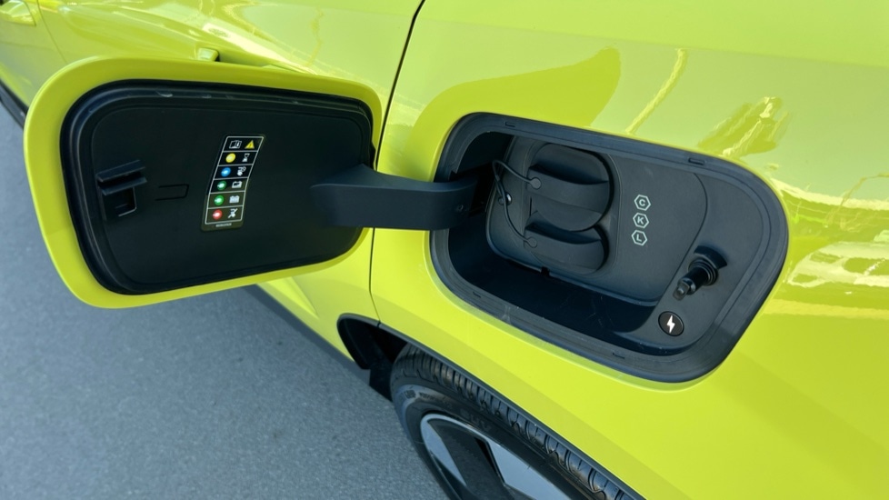 Used Volvo EX30 2025 for sale - 76704498: Photo 40