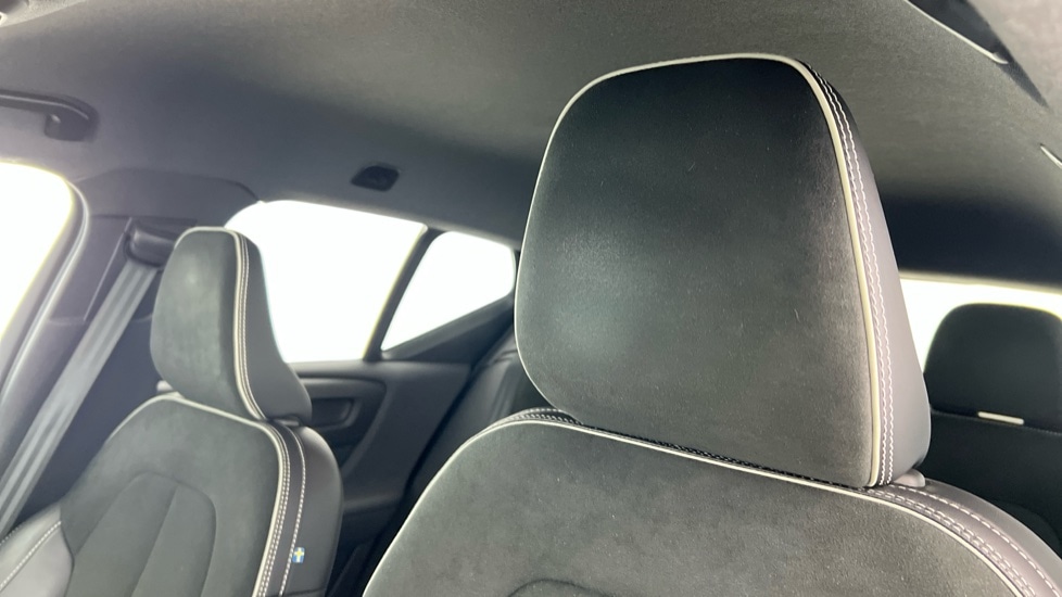 Used Volvo XC40 2021 for sale - 76660982: Photo 11