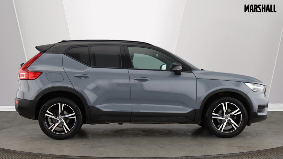 Used Volvo XC40 2021 for sale - 76660982: Photo 2