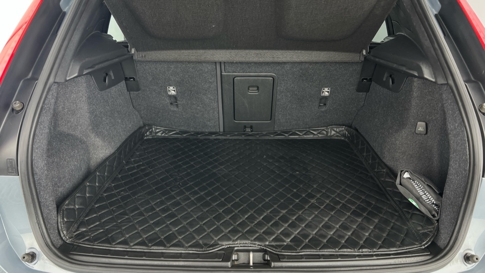 Used Volvo XC40 2021 for sale - 76660982: Photo 5