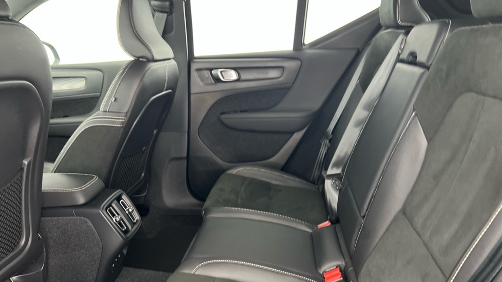 Used Volvo XC40 2021 for sale - 76660982: Photo 7