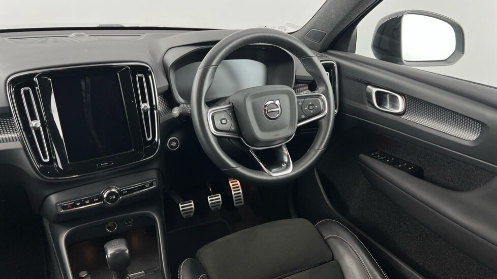 Used Volvo XC40 2021 for sale - 76660982: Photo 8