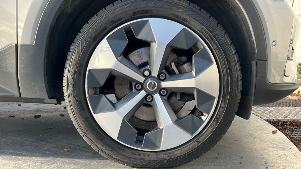 Used Volvo XC40 2023 for sale - 76587010: Photo 16