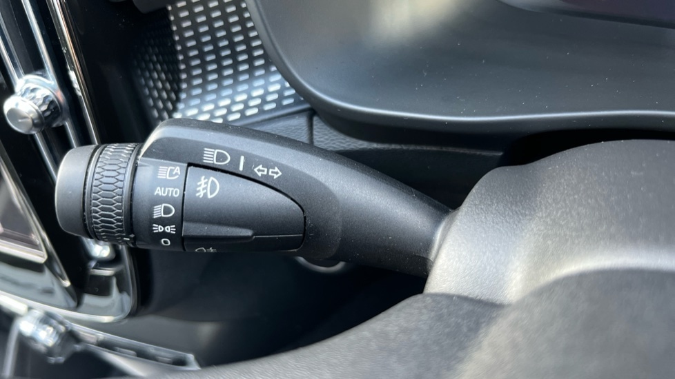 Used Volvo XC40 2023 for sale - 76587010: Photo 29