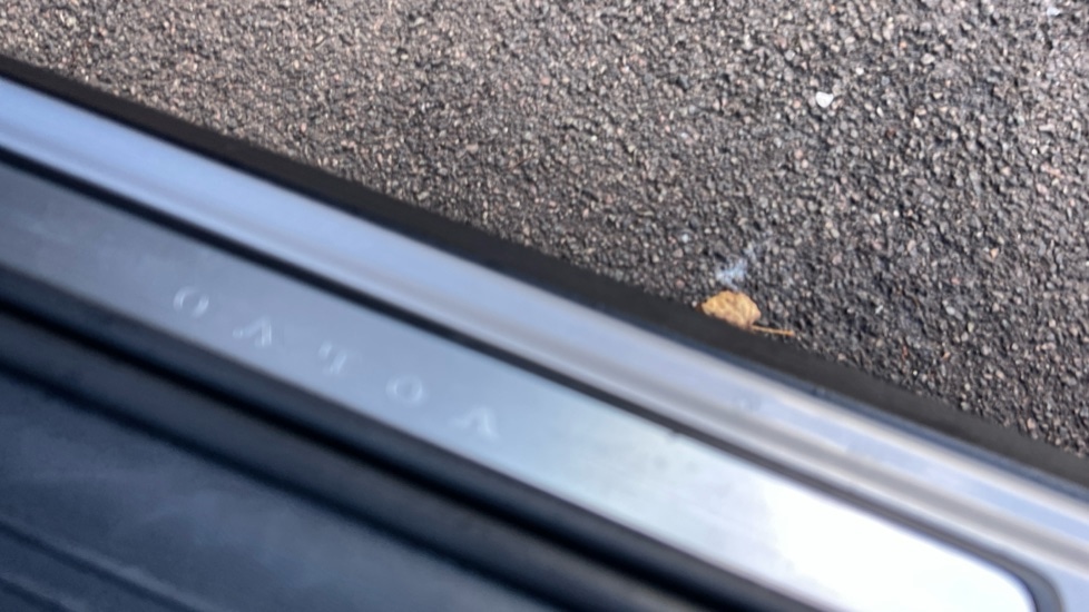 Used Volvo XC40 2023 for sale - 76587010: Photo 43