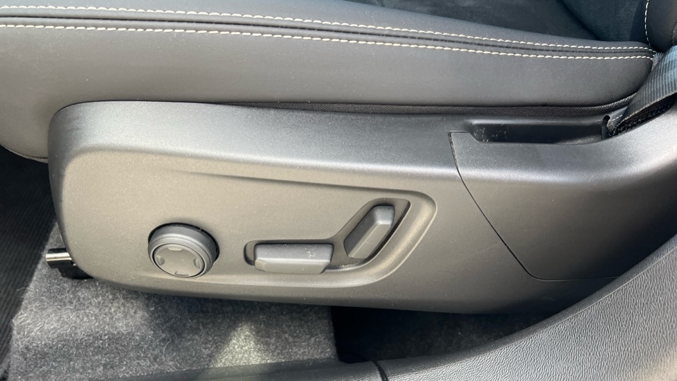 Used Volvo XC40 2023 for sale - 76587010: Photo 45