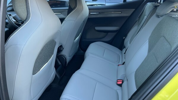 Used Volvo EX30 2025 for sale - 75472401: Photo 10