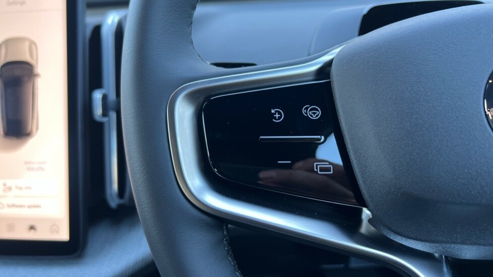 Used Volvo EX30 2025 for sale - 75472401: Photo 18