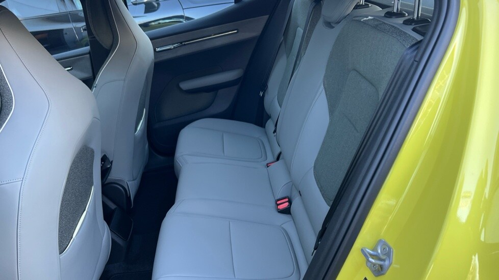 Used Volvo EX30 2025 for sale - 75472401: Photo 36