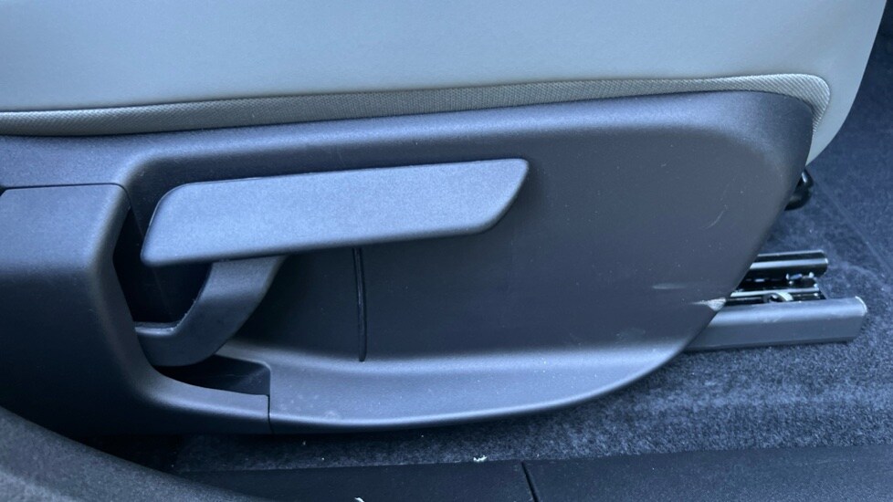 Used Volvo EX30 2025 for sale - 75472401: Photo 41