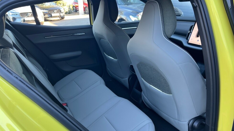 Used Volvo EX30 2025 for sale - 75472401: Photo 50