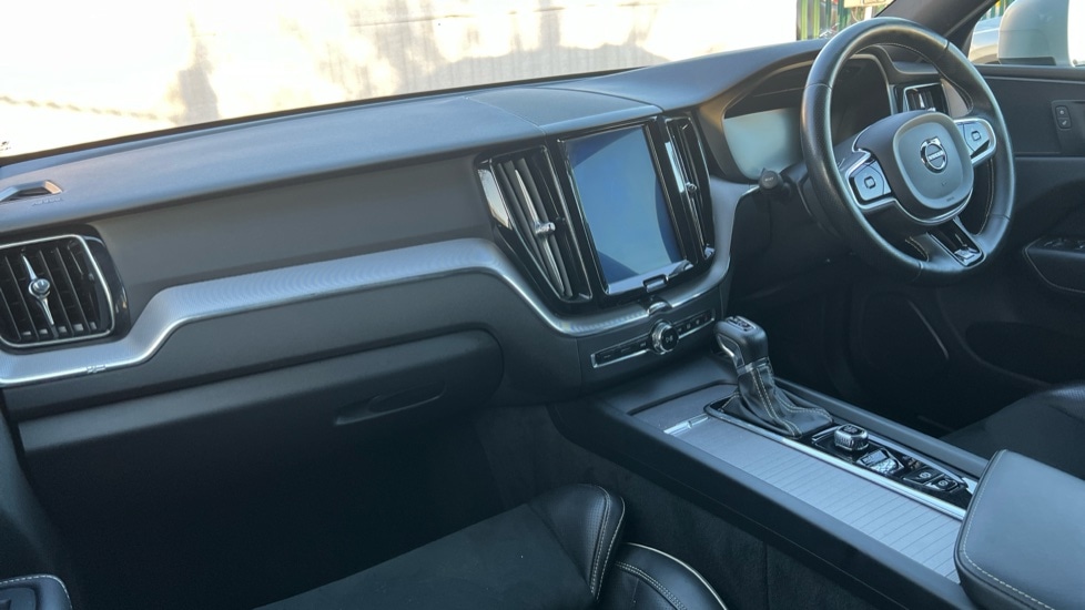 Used Volvo XC60 2019 for sale - 76888654: Photo 10