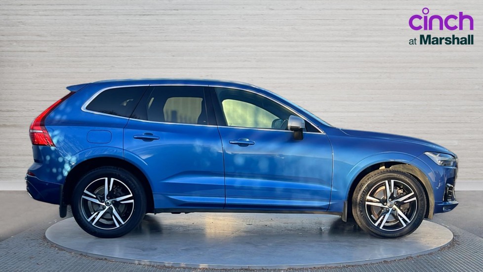 Used Volvo XC60 2019 for sale - 76888654: Photo 2