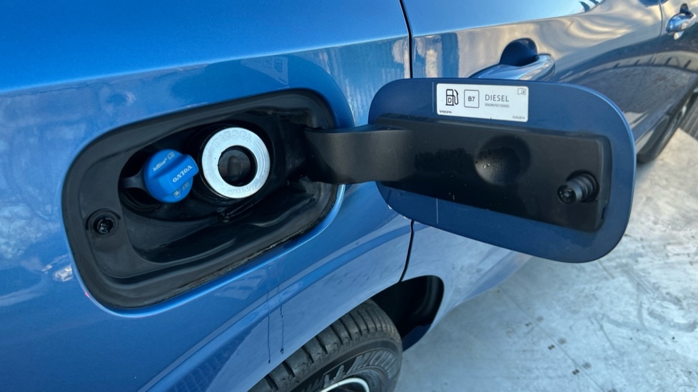 Used Volvo XC60 2019 for sale - 76888654: Photo 21