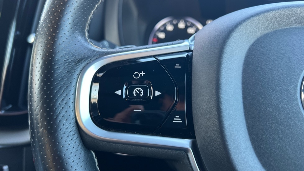 Used Volvo XC60 2019 for sale - 76888654: Photo 23