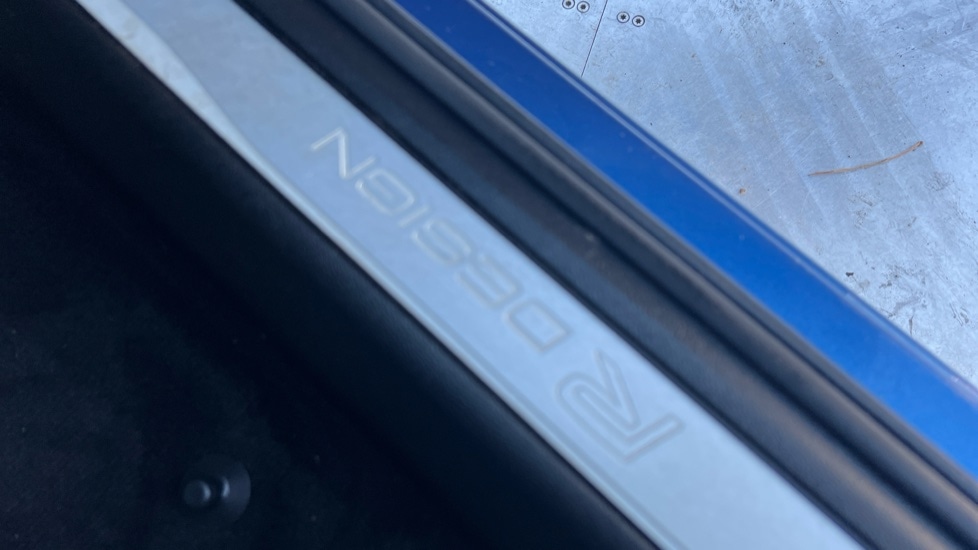 Used Volvo XC60 2019 for sale - 76888654: Photo 37