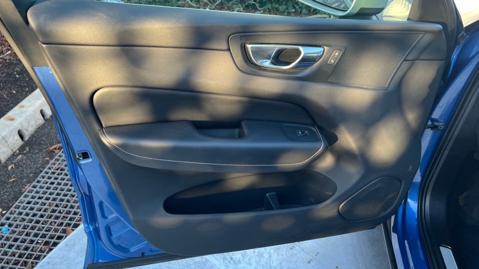 Used Volvo XC60 2019 for sale - 76888654: Photo 39