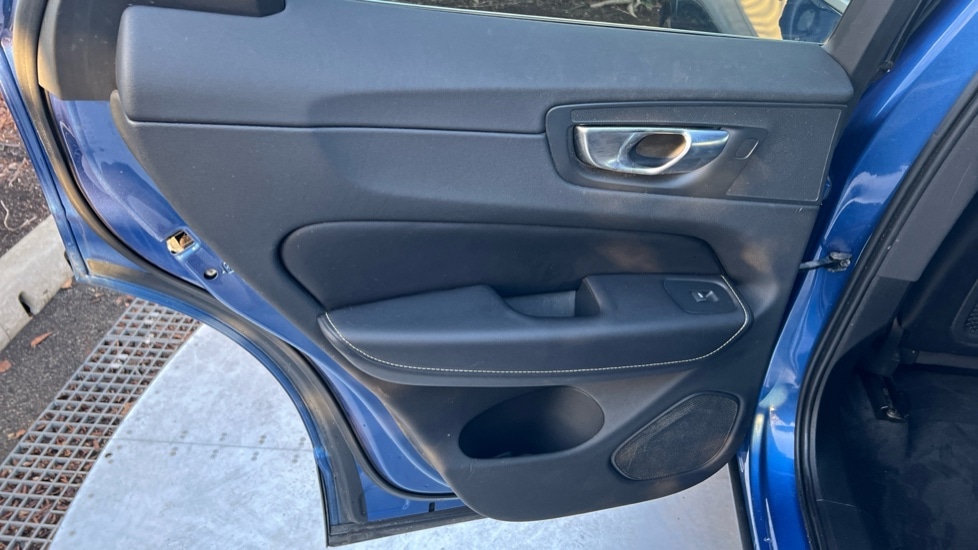 Used Volvo XC60 2019 for sale - 76888654: Photo 40