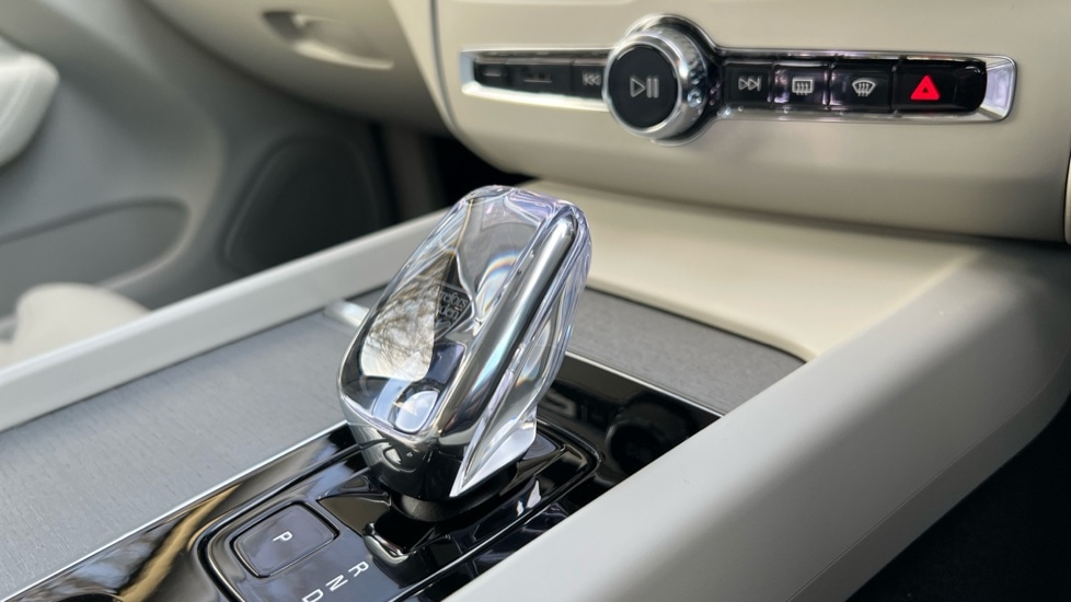 Used Volvo XC60 2025 for sale - 76780381: Photo 14