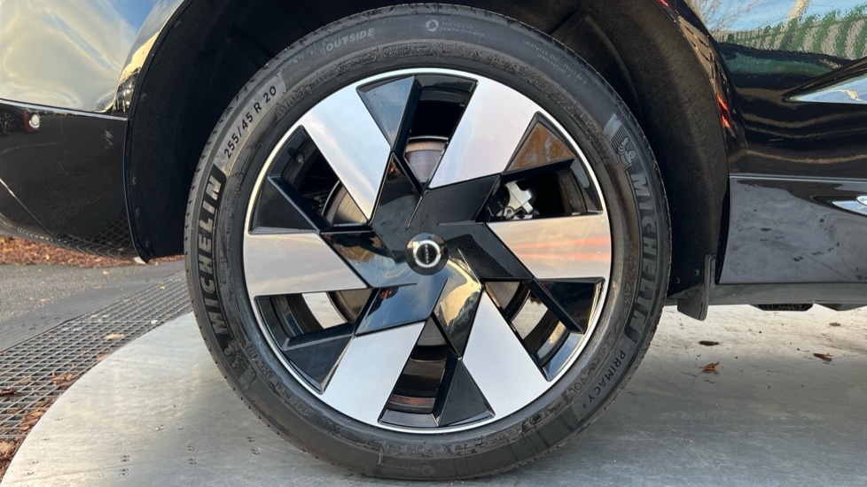 Used Volvo XC60 2025 for sale - 76780381: Photo 24