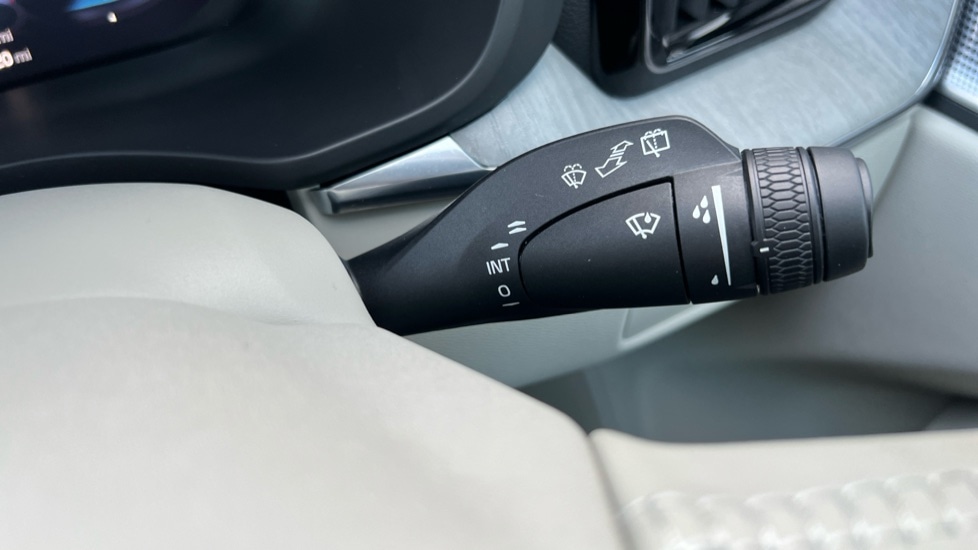 Used Volvo XC60 2025 for sale - 76780381: Photo 30