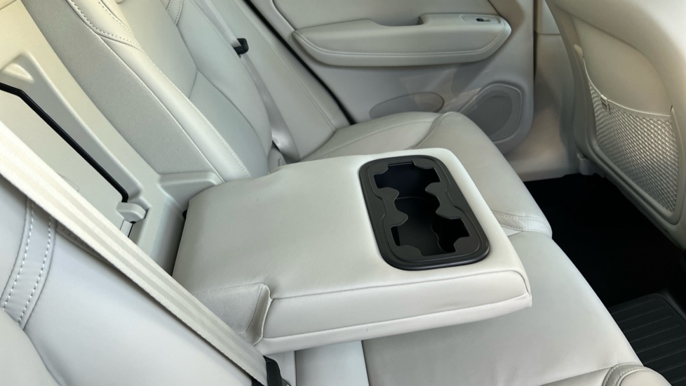 Used Volvo XC60 2025 for sale - 76780381: Photo 31