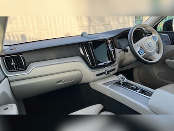 Used Volvo XC60 2025 for sale - 76780381: Photo