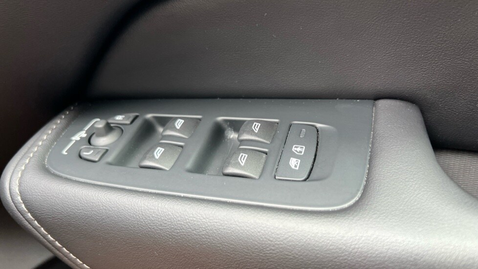 Vehicle 33