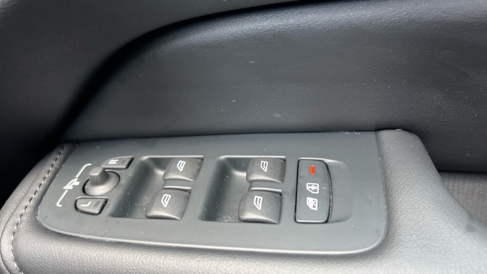 Vehicle 33