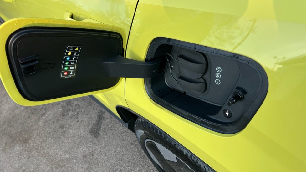 Used Volvo EX30 2025 for sale - 76249893: Photo 40