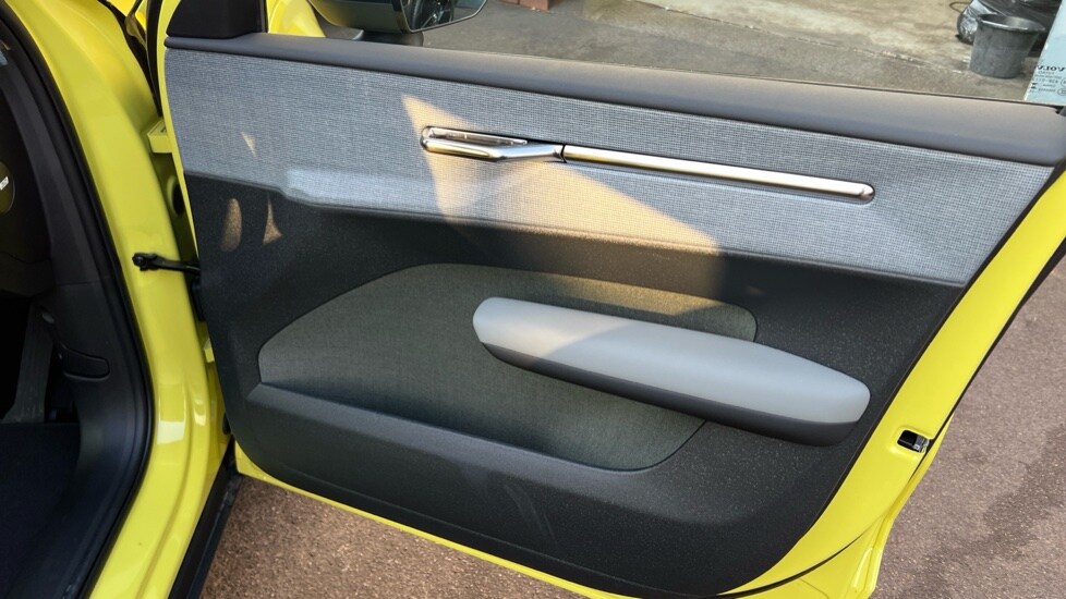 Used Volvo EX30 2025 for sale - 76249893: Photo 43