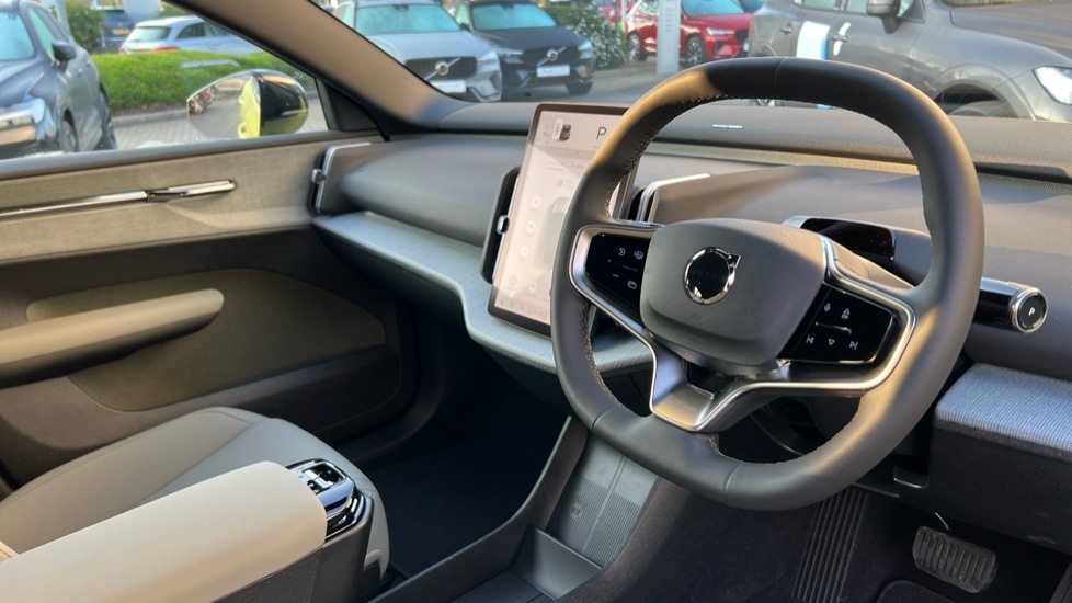 Used Volvo EX30 2025 for sale - 76249893: Photo 5