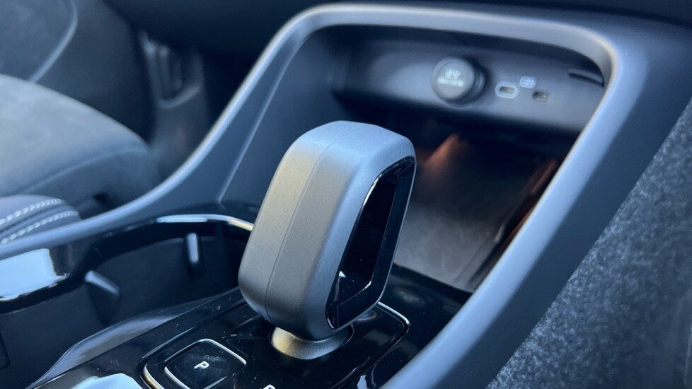 Used Volvo XC40 2025 for sale - 76095945: Photo 14
