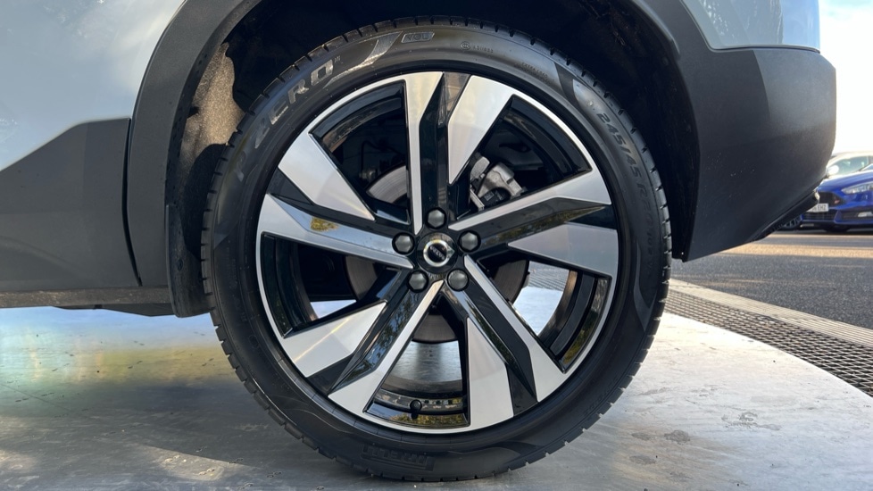 Used Volvo XC40 2025 for sale - 76095945: Photo 26