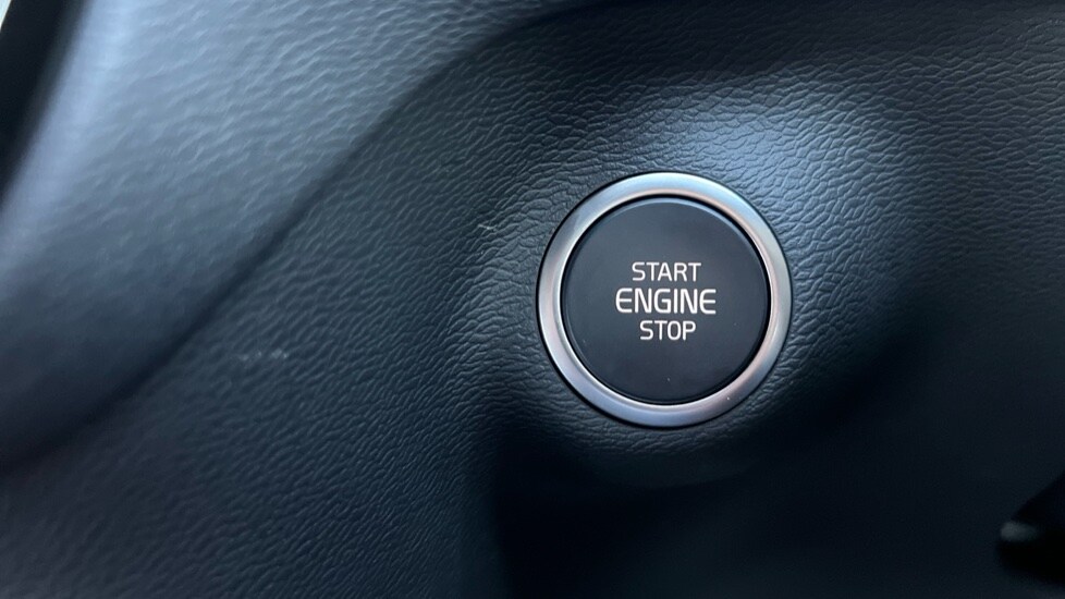 Used Volvo XC40 2025 for sale - 76095945: Photo 28