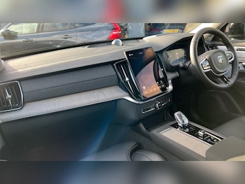 Used Volvo XC90 2025 for sale - 76780174: Photo