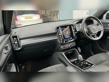 Used Volvo XC40 2021 for sale - 76086673: Photo 4