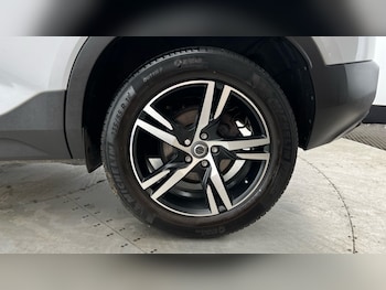 Used Volvo XC40 2021 for sale - 76366530: Photo