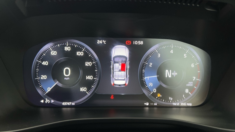 Used Volvo XC40 2021 for sale - 76366530: Photo 9