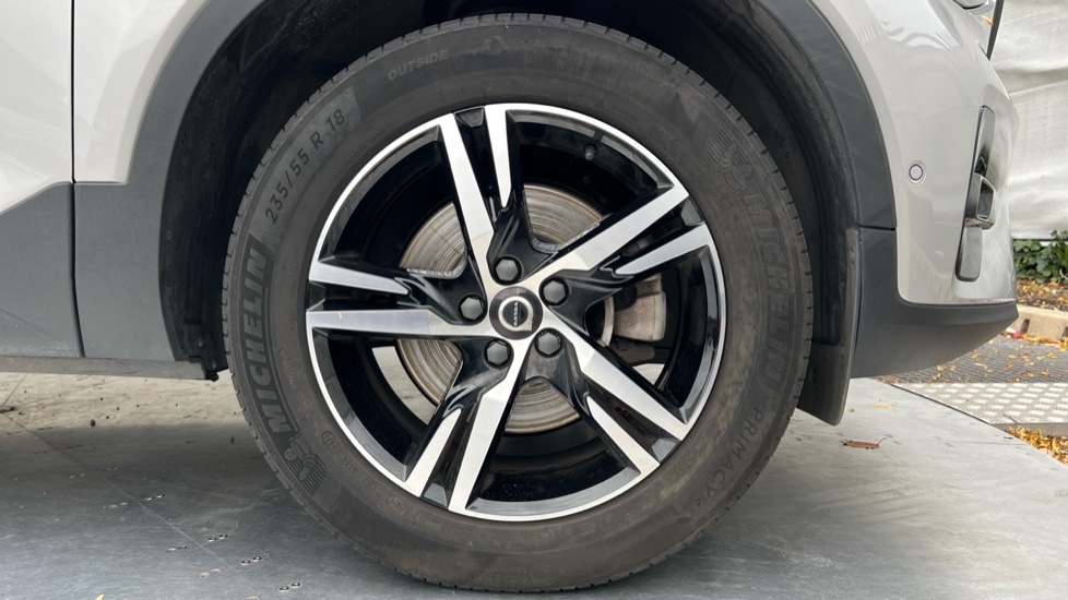 Used Volvo XC40 2023 for sale - 76540053: Photo 16