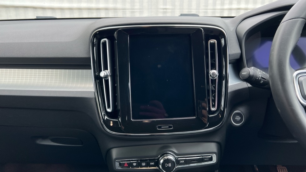 Used Volvo XC40 2023 for sale - 76540053: Photo 22