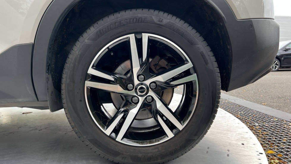 Used Volvo XC40 2023 for sale - 76540053: Photo 26