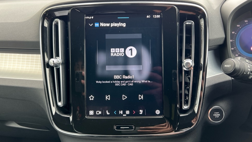 Used Volvo XC40 2023 for sale - 76540053: Photo 35