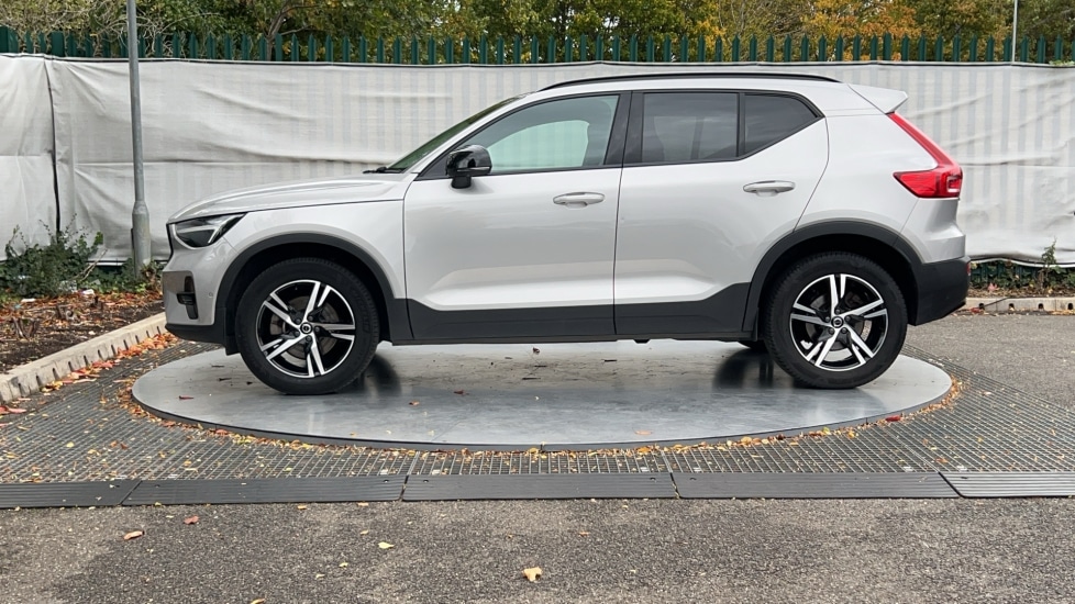 Used Volvo XC40 2023 for sale - 76540053: Photo 8