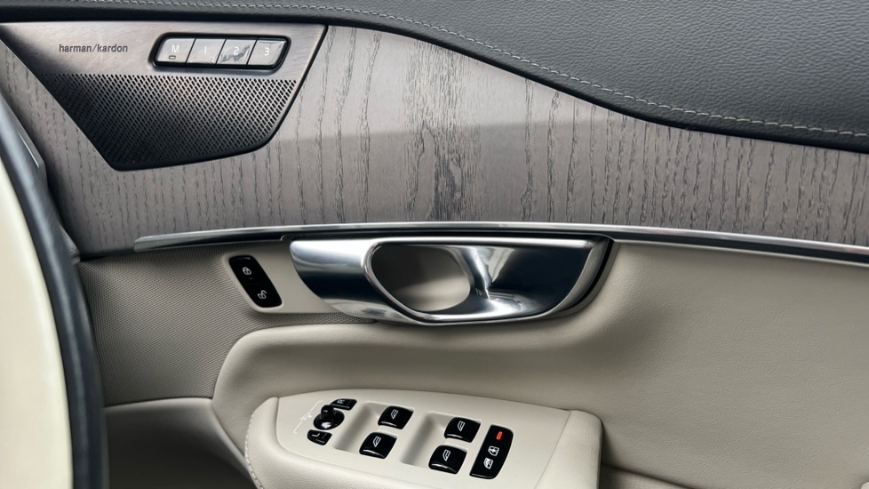 Used Volvo XC90 2024 for sale - 76873573: Photo 15