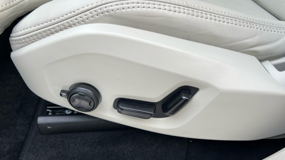 Used Volvo XC90 2024 for sale - 76873573: Photo 45