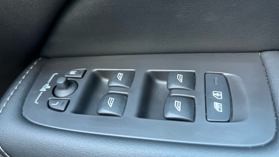 Vehicle 33