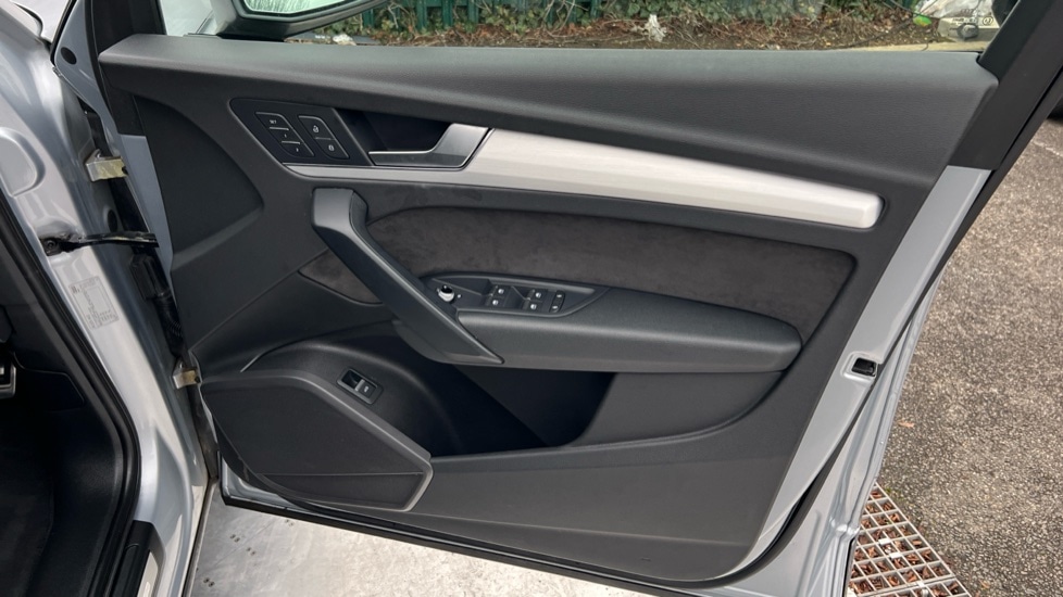 Used Audi Q5 2018 for sale - 77035956: Photo 40