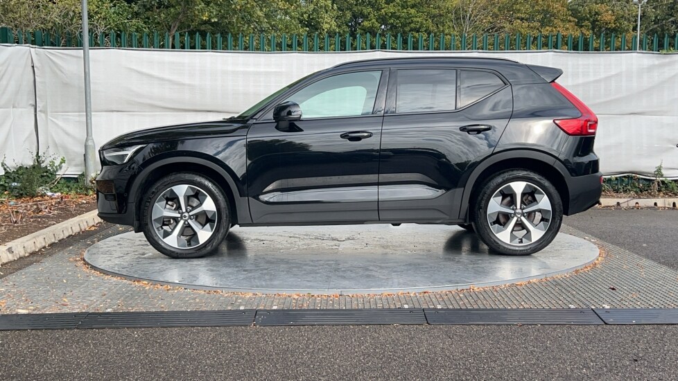 Used Volvo XC40 2023 for sale - 75943405: Photo 8