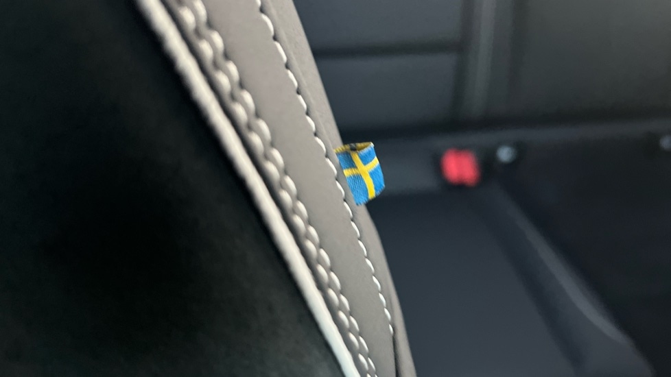 Used Volvo XC40 2025 for sale - 76894788: Photo 27